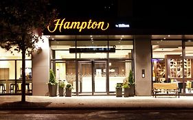 Hampton by Hilton Berlin East Side Gallery